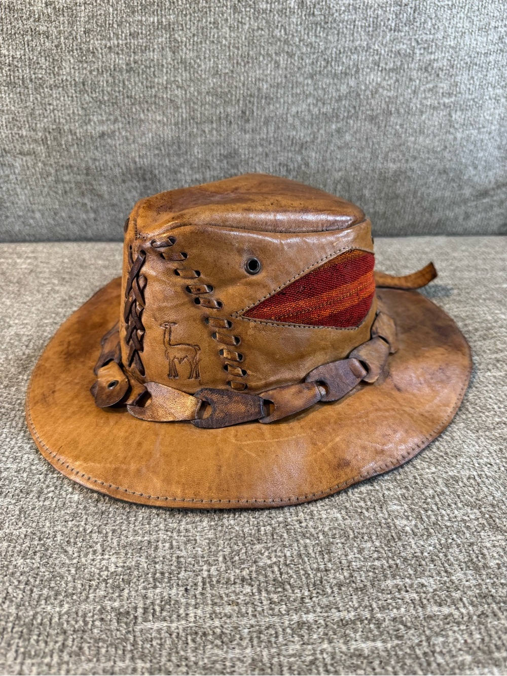 Leather Outback Hat with Red Accent - Size Medium/Large - Picture 3 of 9